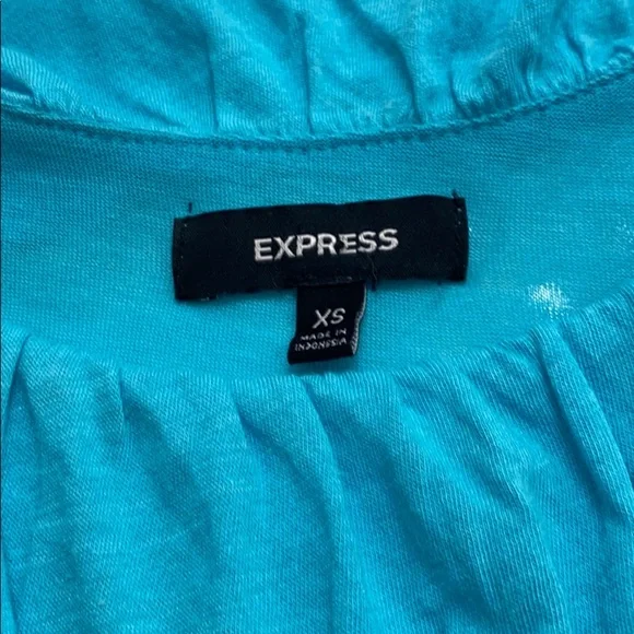 Express ruffle tank top - Picture 6 of 7